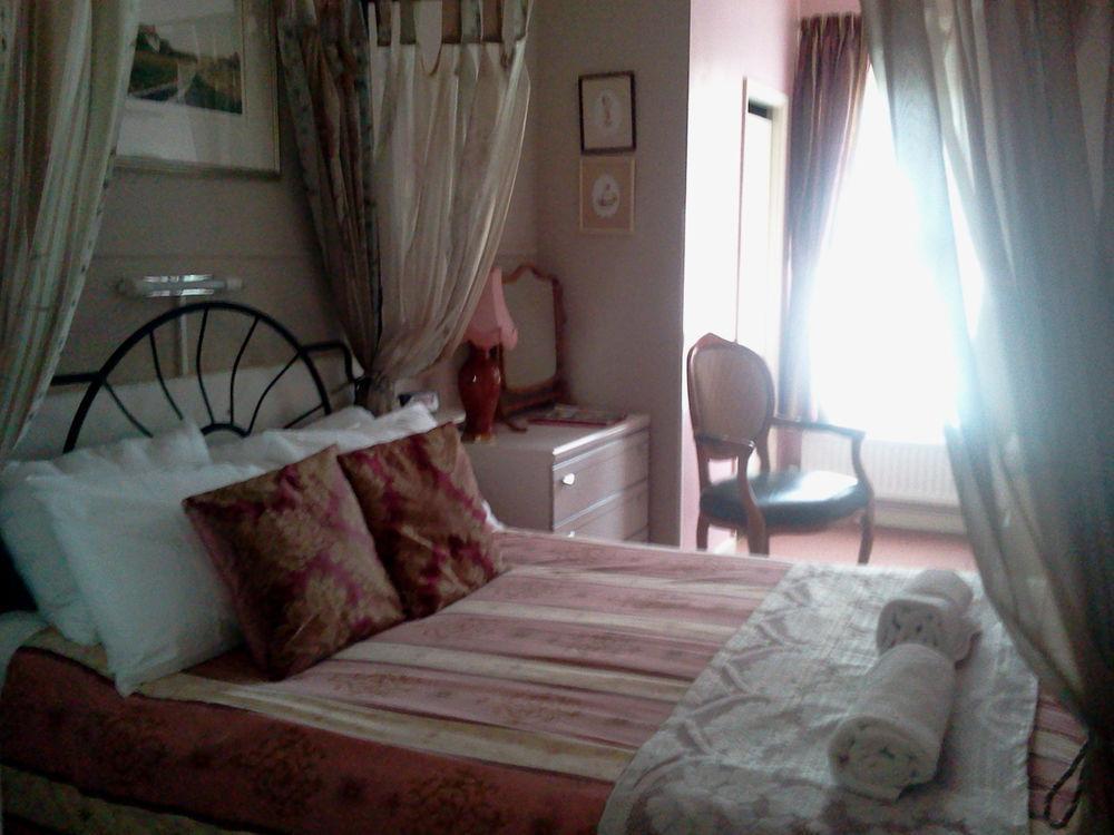 Chad Hill Hotel Сэнддаун Экстерьер фото