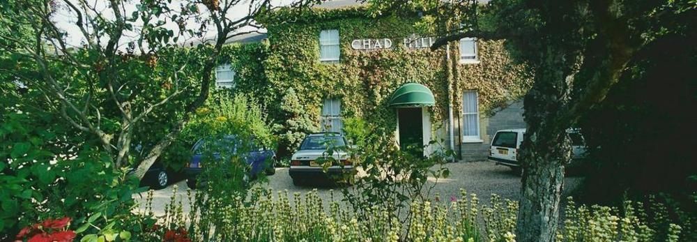 Chad Hill Hotel Сэнддаун Экстерьер фото