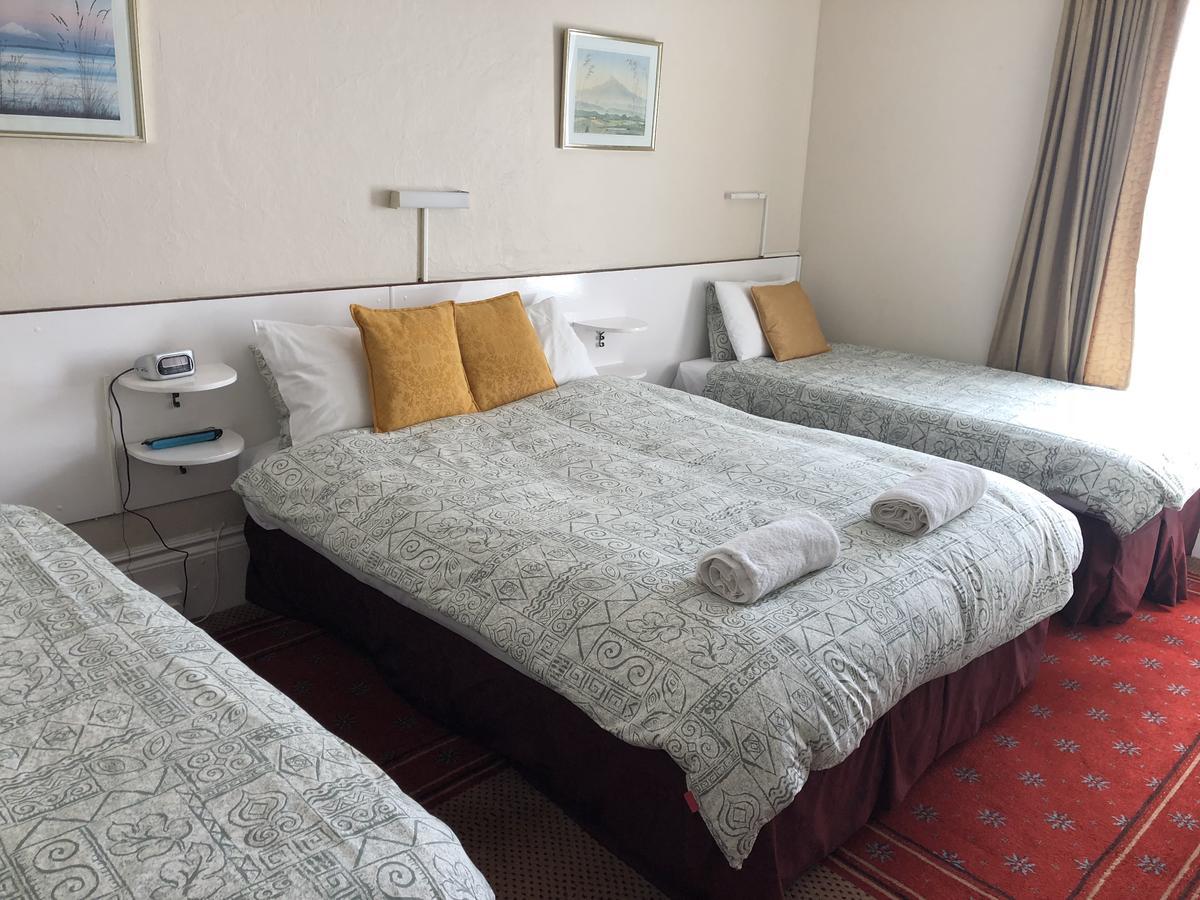Chad Hill Hotel Сэнддаун Экстерьер фото